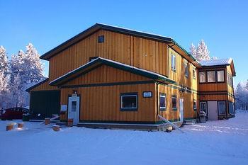 Hot Springs Campground & Hostel Upper Laberge Exteriér fotografie